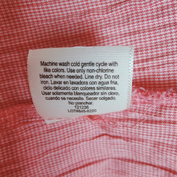 St. John's Bay Women's Crinkle Non Iron Roll Tab Sleeve Button Down Shirt, L - Picture 8 of 9